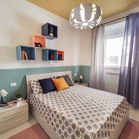 Casa Chiara In Centro Con Corte Privata Сан-Бенедетто-дель-Тронто Экстерьер фото